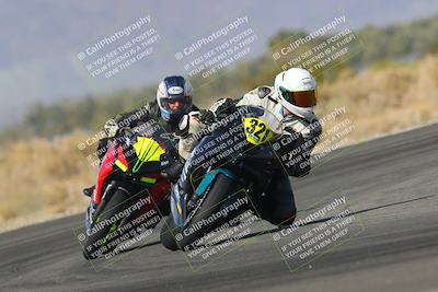 media/Feb-04-2023-SoCal Trackdays (Sat) [[8a776bf2c3]]/Turn 16 Set 2 (1125am)/